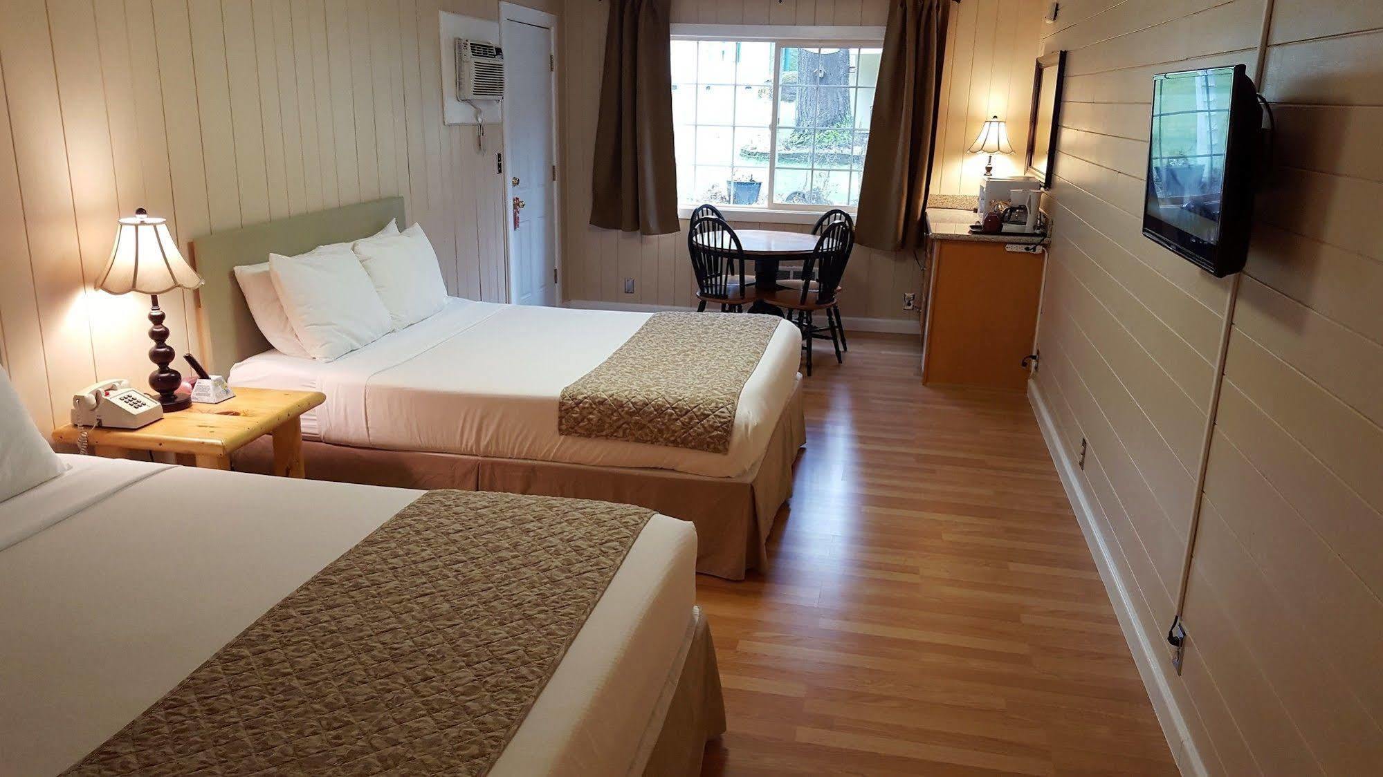Mountain View Lodge - No Pets Allowed Packwood Eksteriør bilde